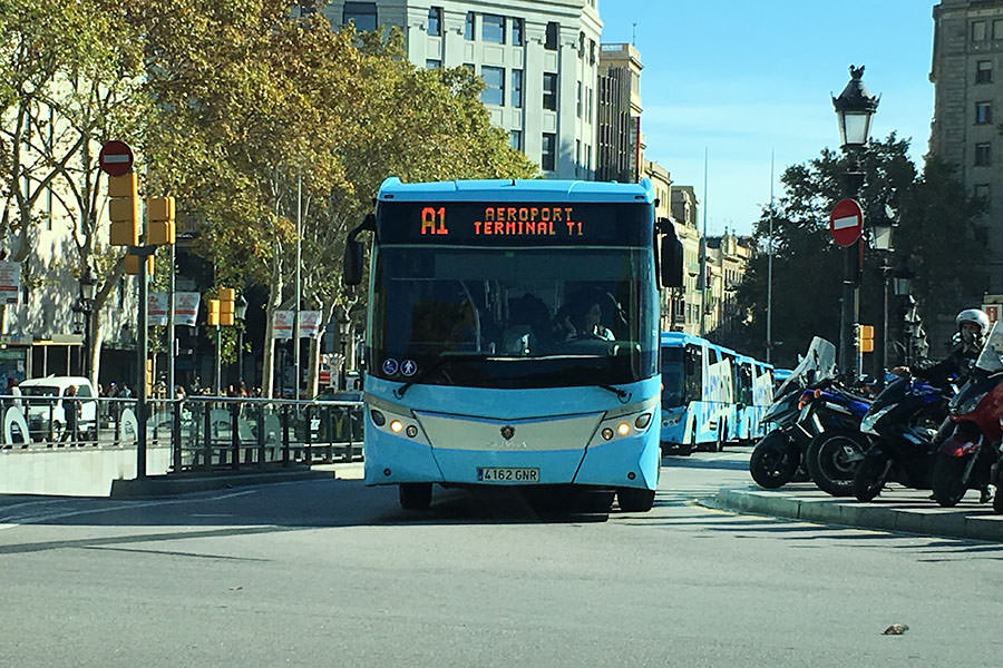 巴塞隆納 Barcelona | 機場巴士快線 Aerobus 半小時抵達市中心
