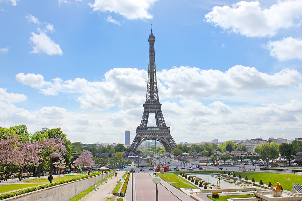 巴黎艾菲爾鐵塔攻頂Top of the Eiffel Tower Paris～老掉牙但非去不可的世界地標！